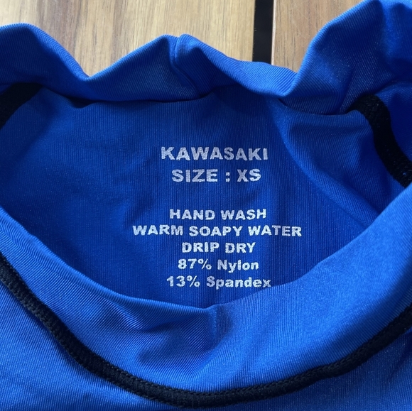 Vintage Kawasaki Jet Ski Mens Blue White Short Sleeve Rashguard Size Extra Small - Picture 5 of 6